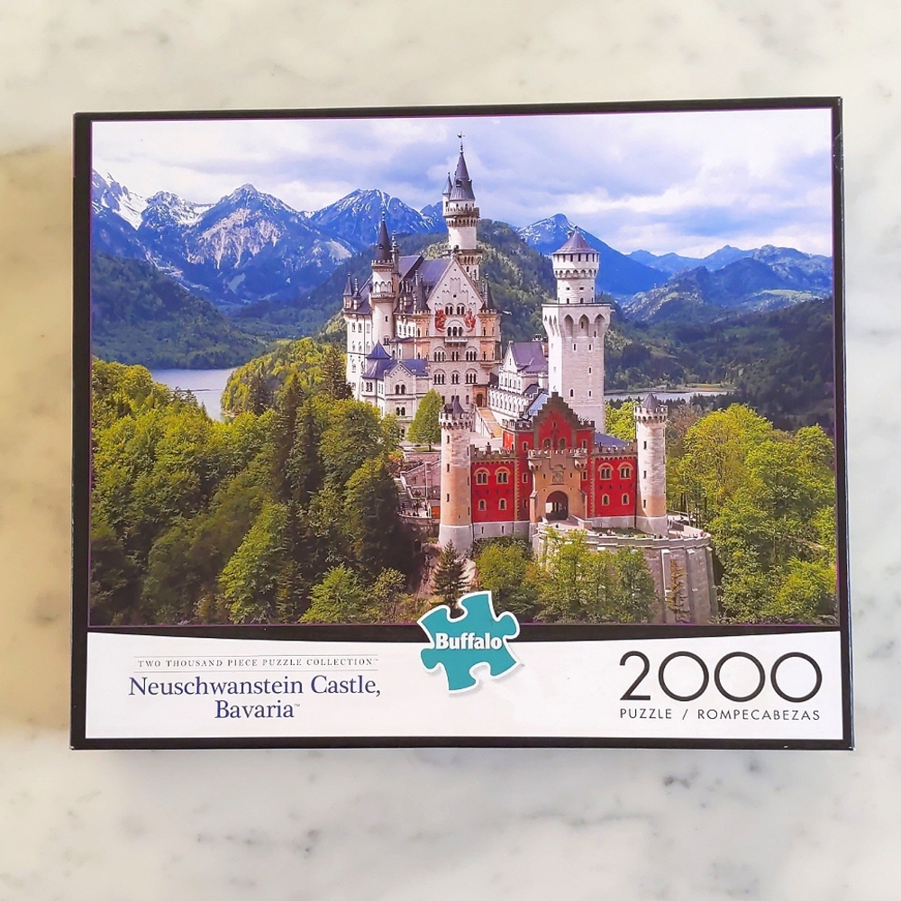 NWOT. Buffalo Games "Neuschwanstein Castle" 2000 Piece Puzzle Collection.